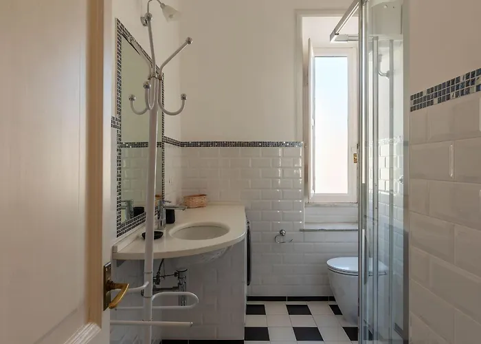 Apartment Guesthost - San Lorenzo Bright X8 *